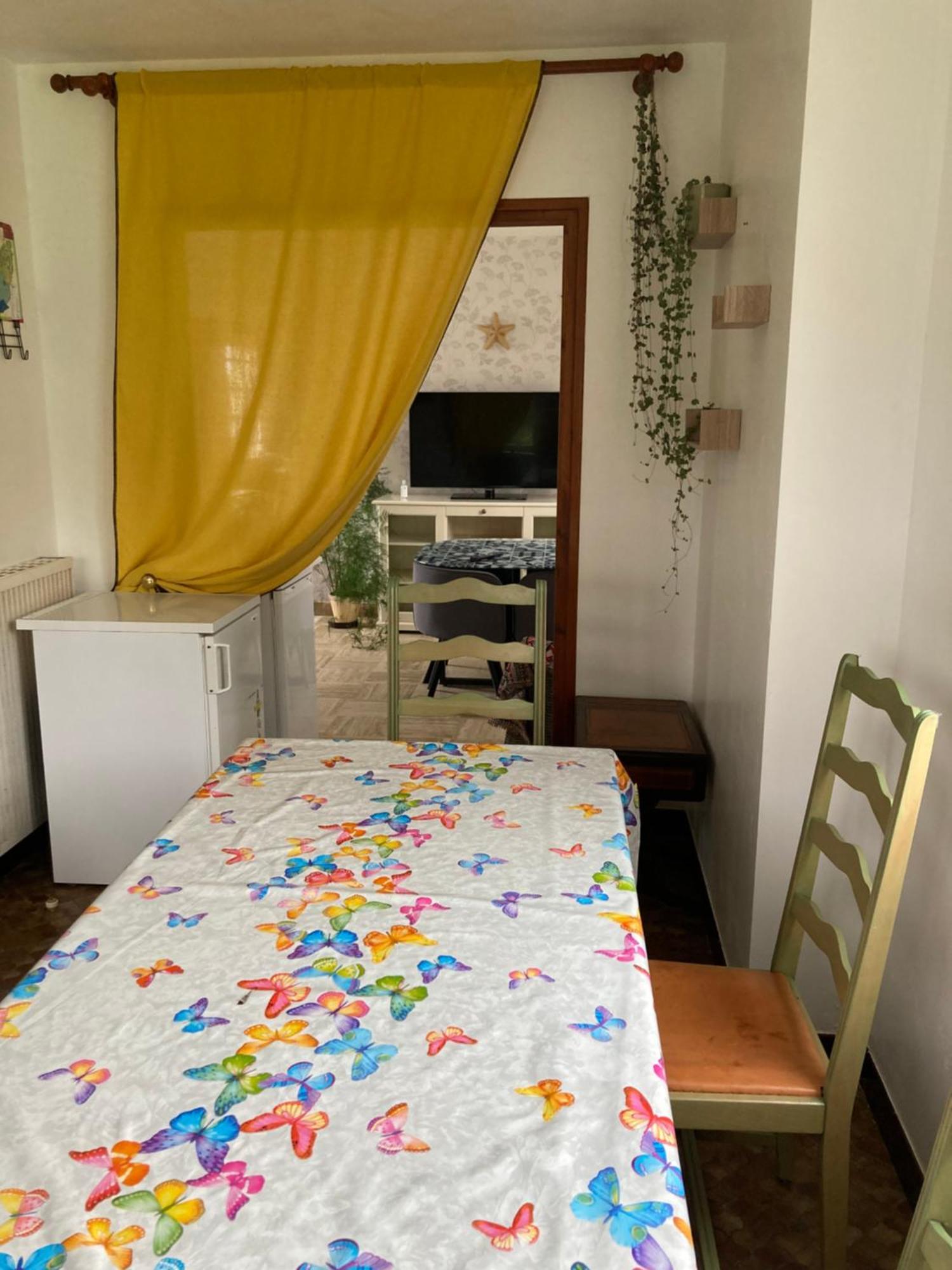 Loue Chambre Chez L Habitant Acces A La Cuisine A 10 Mn Des Plages Ploeven 外观 照片